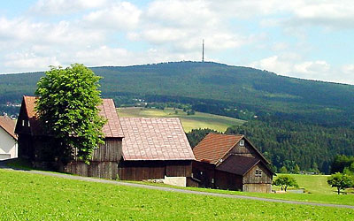 Blick zum Ochsenkopf    www.bayern-fichtelgebirge.de